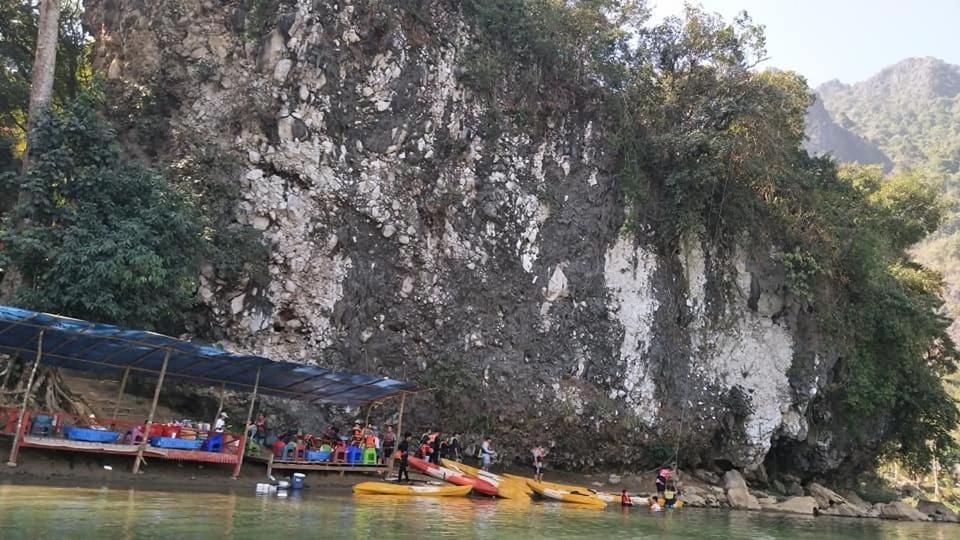 Sd View Hotel Vang Vieng Exteriér fotografie