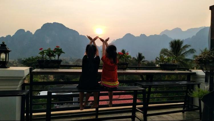 Sd View Hotel Vang Vieng Exteriér fotografie