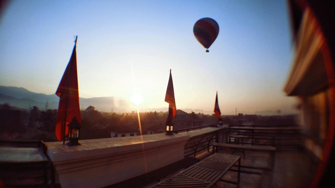 Sd View Hotel Vang Vieng Exteriér fotografie